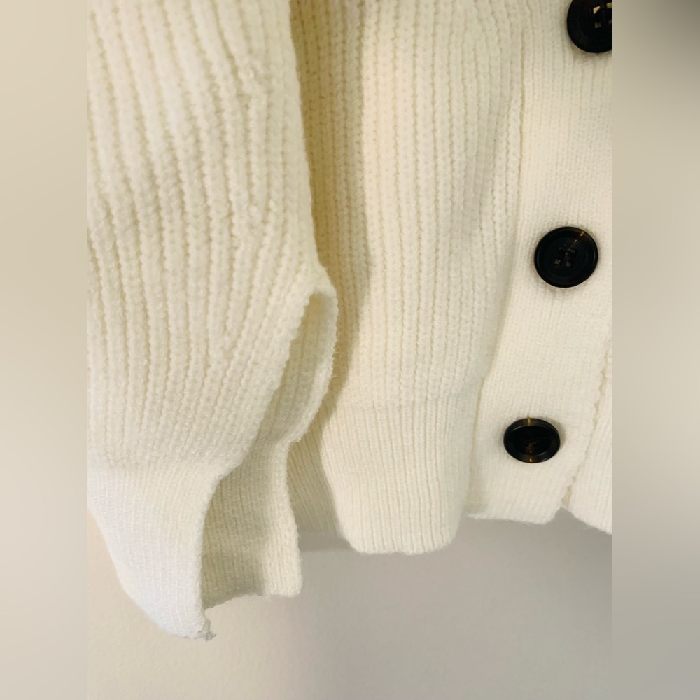 Lulus White Cropped Ribbed Cardigan Button Front V-Neck Sweater Size Large - Picture 4 of 4